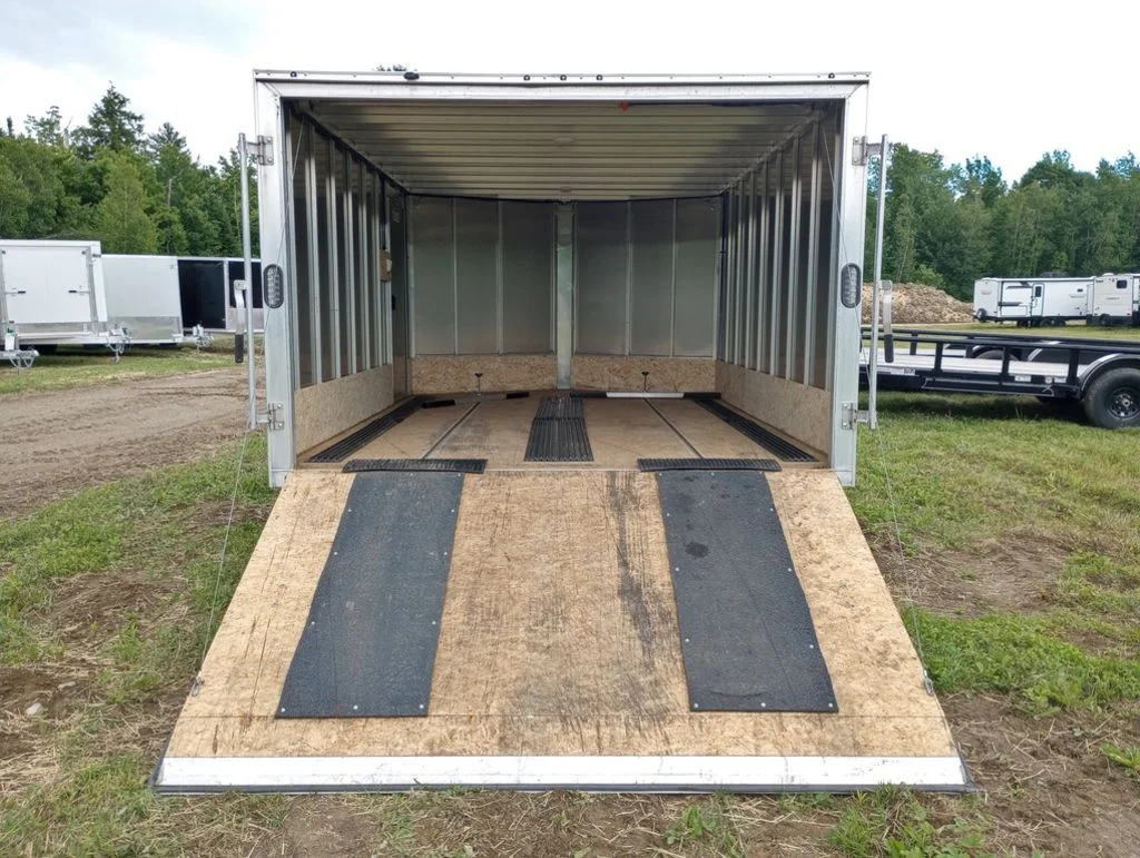 2022 Sno Pro Trailers 101×12 Aluminum Hybrid 2.0 w/Tapered Ramp, Mats & Guides - Image 4