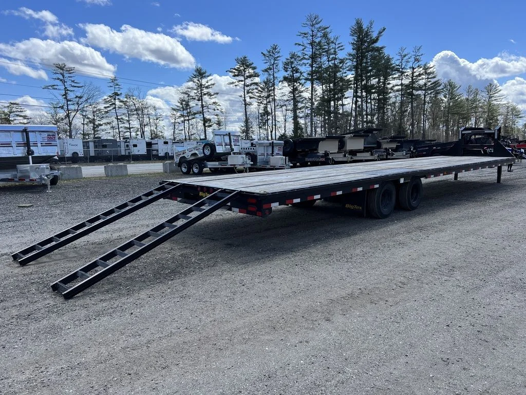 2023 Big Tex Trailers 8.5×40 25K HD Gooseneck Equipment w/Slide-Out Ramps - Image 3