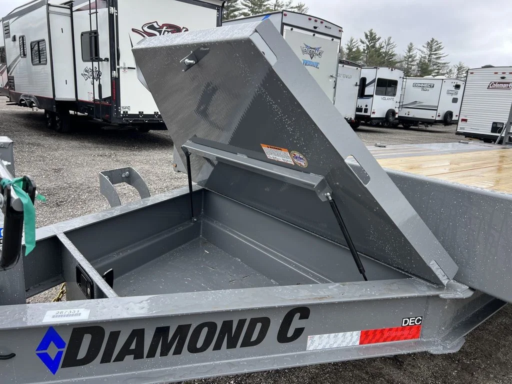 2024 Diamond C 8.5×20 20K Deckover Equipment Trailer w/ 72” Flip-Knee Ramps - Image 7